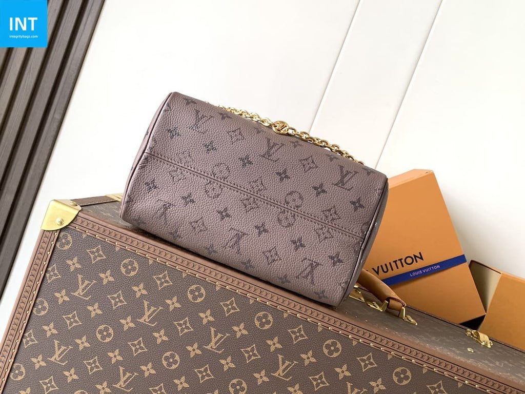 Louis Vuitton M26691 Speedy Bandoulière 25