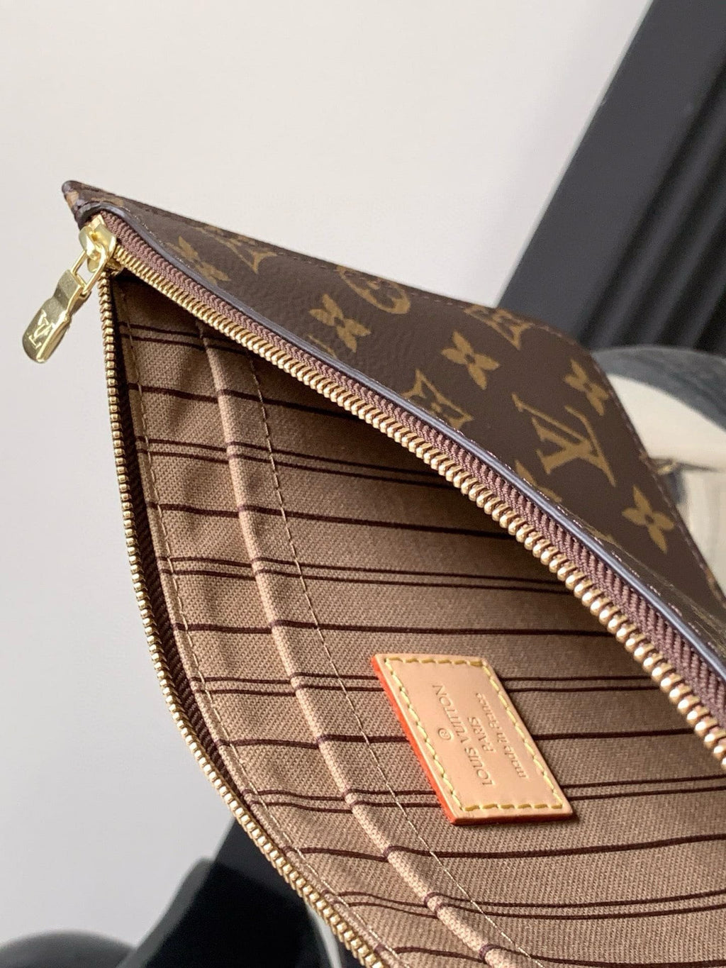 Louis Vuitton M46975 Neverfull MM