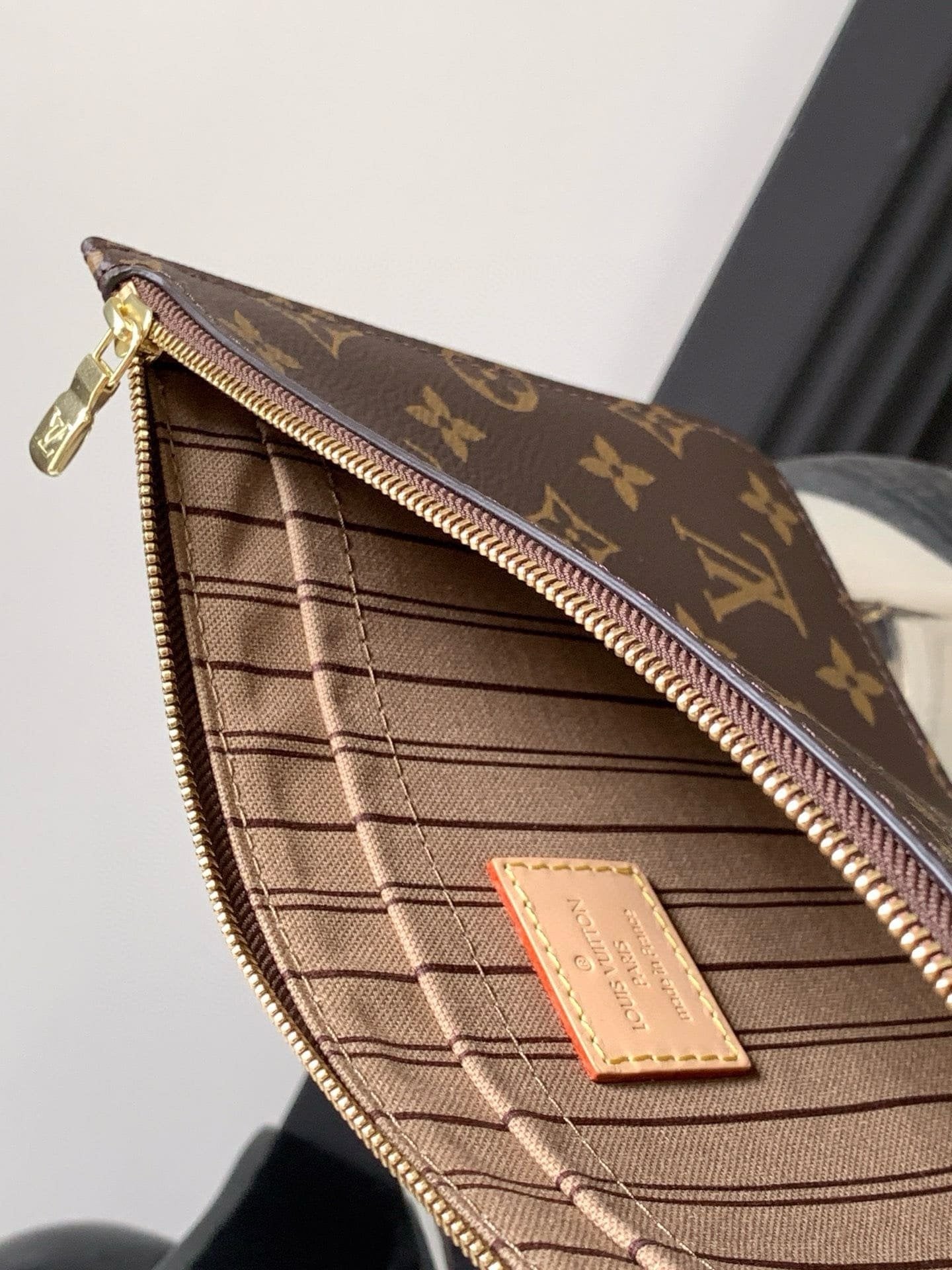 Louis Vuitton M46975 Neverfull MM