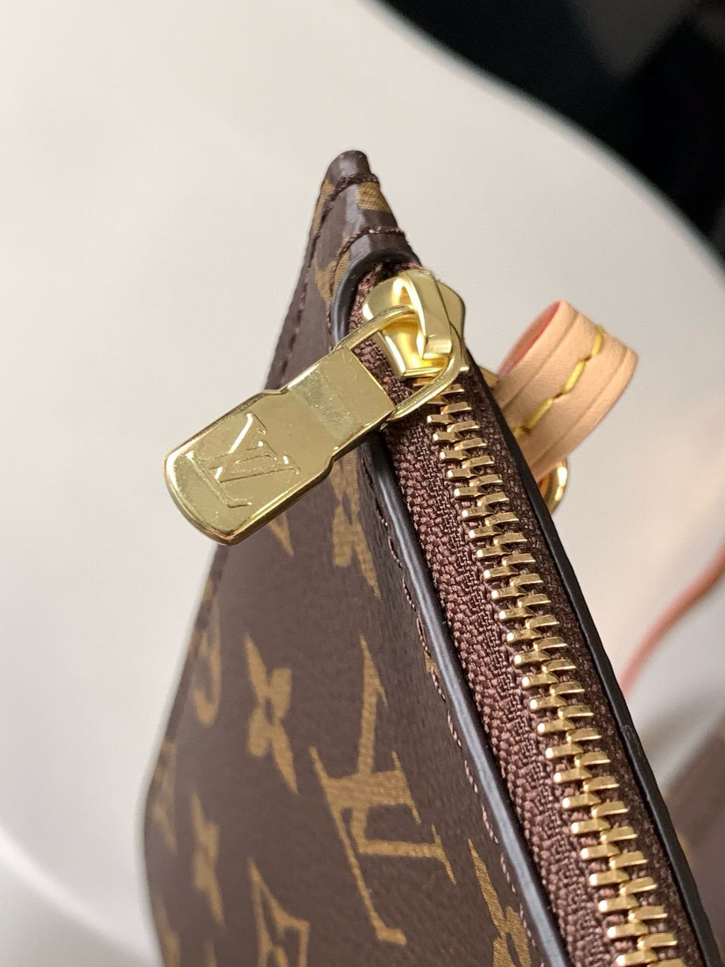 Louis Vuitton M46975 Neverfull MM