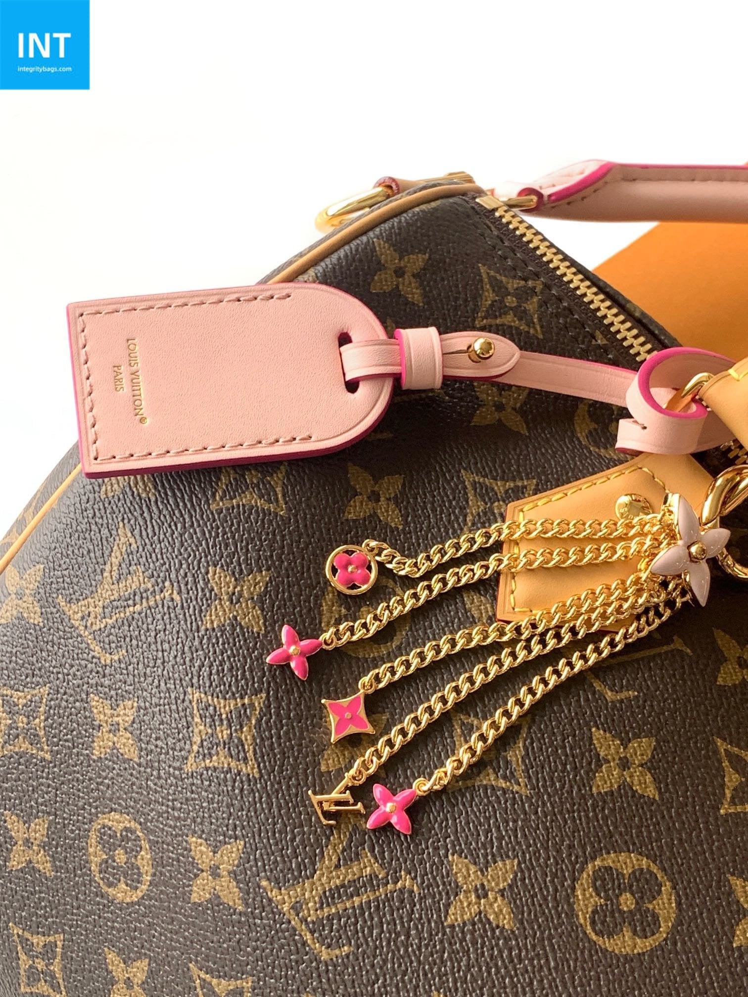 Louis Vuitton M26498 Speedy Soft 30