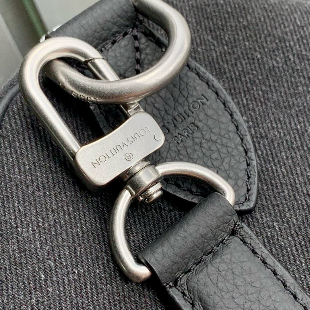 Louis Vuitton M14136 Speedy Bandoulière 40