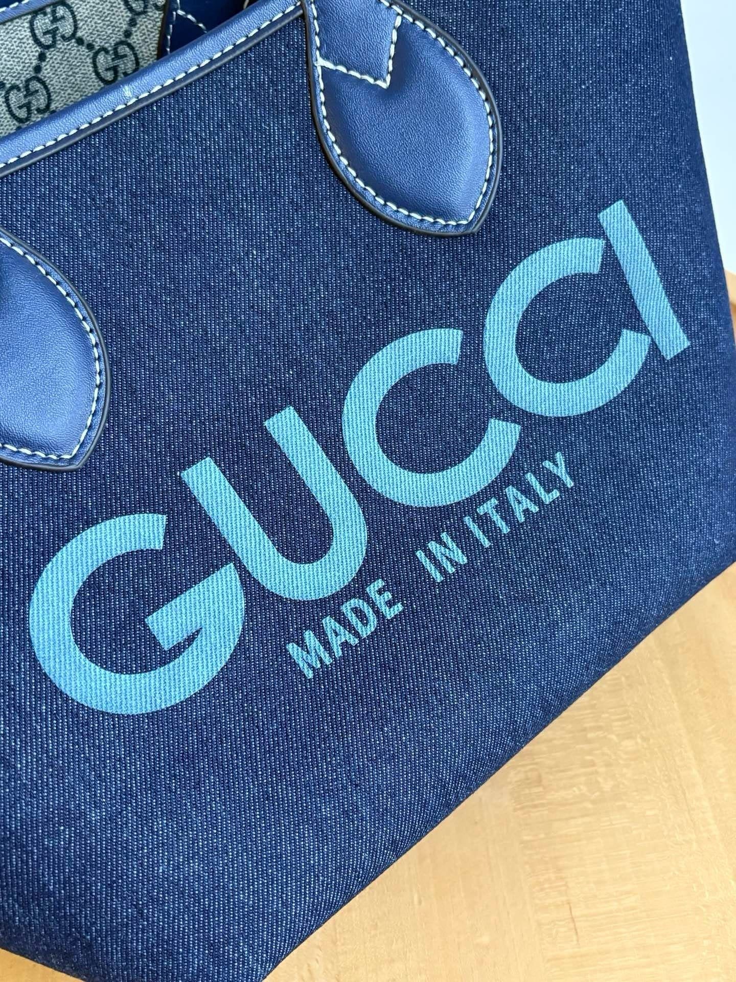 GUCCI TOTISSIMA SMALL REVERSIBLE TOTE