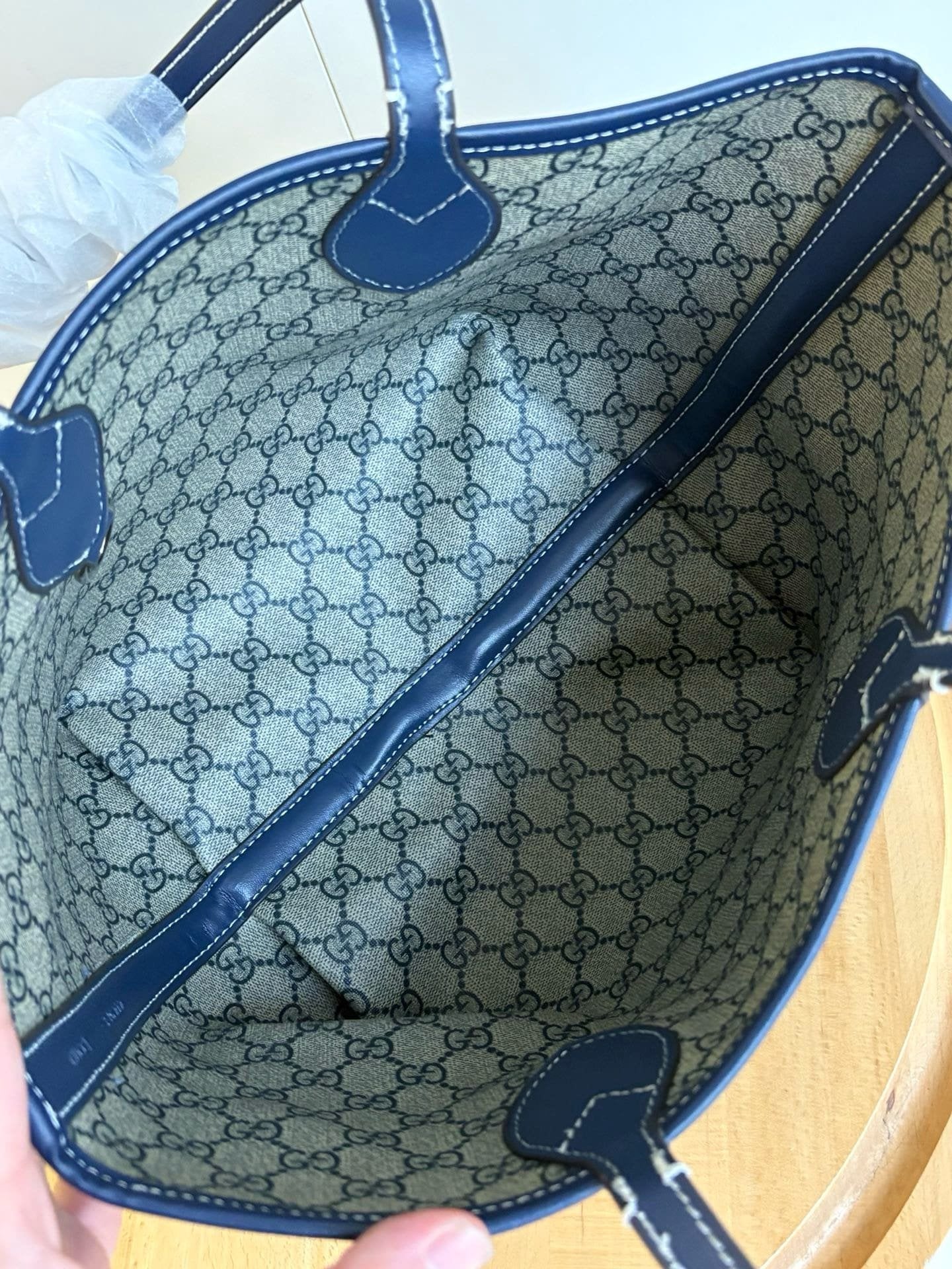 GUCCI TOTISSIMA SMALL REVERSIBLE TOTE
