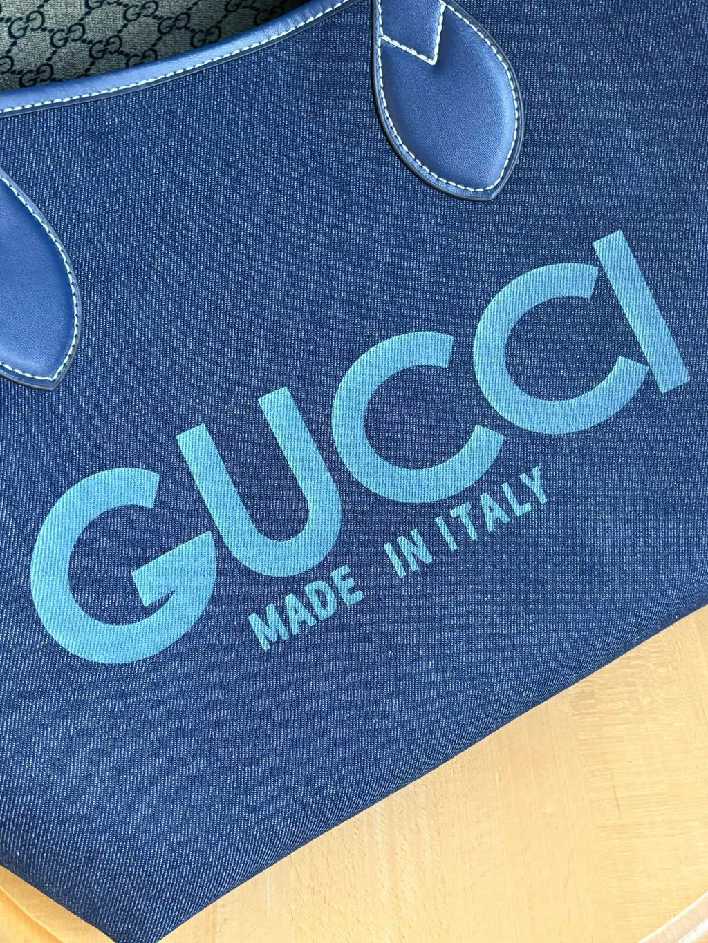 GUCCI TOTISSIMA SMALL REVERSIBLE TOTE