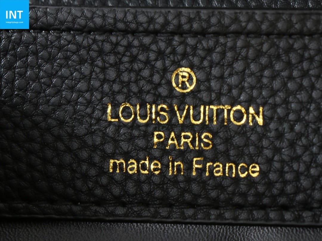 Louis Vuitton M24729 Capucines Mini