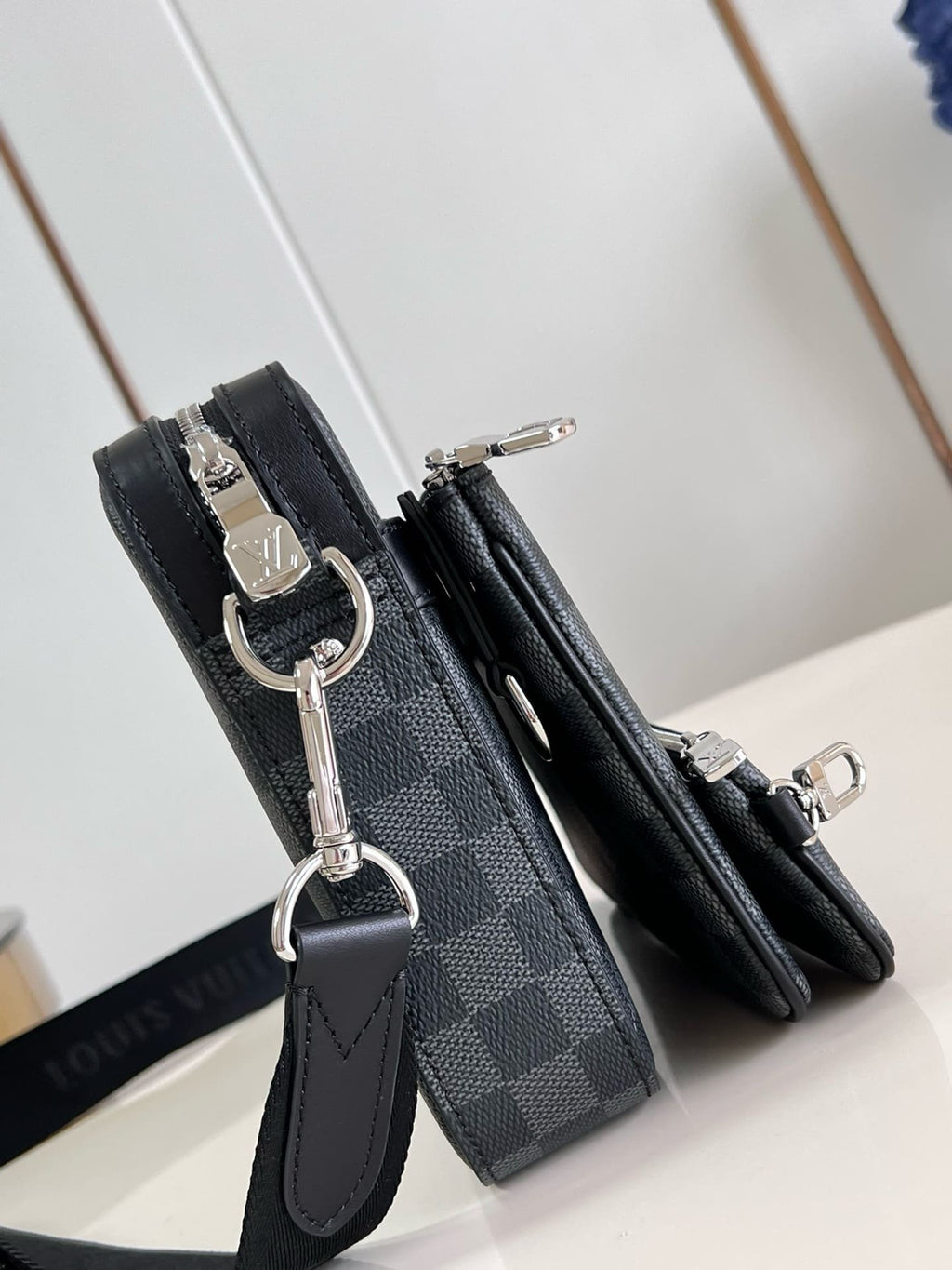 Louis Vuitton N40519 Trio Messenger