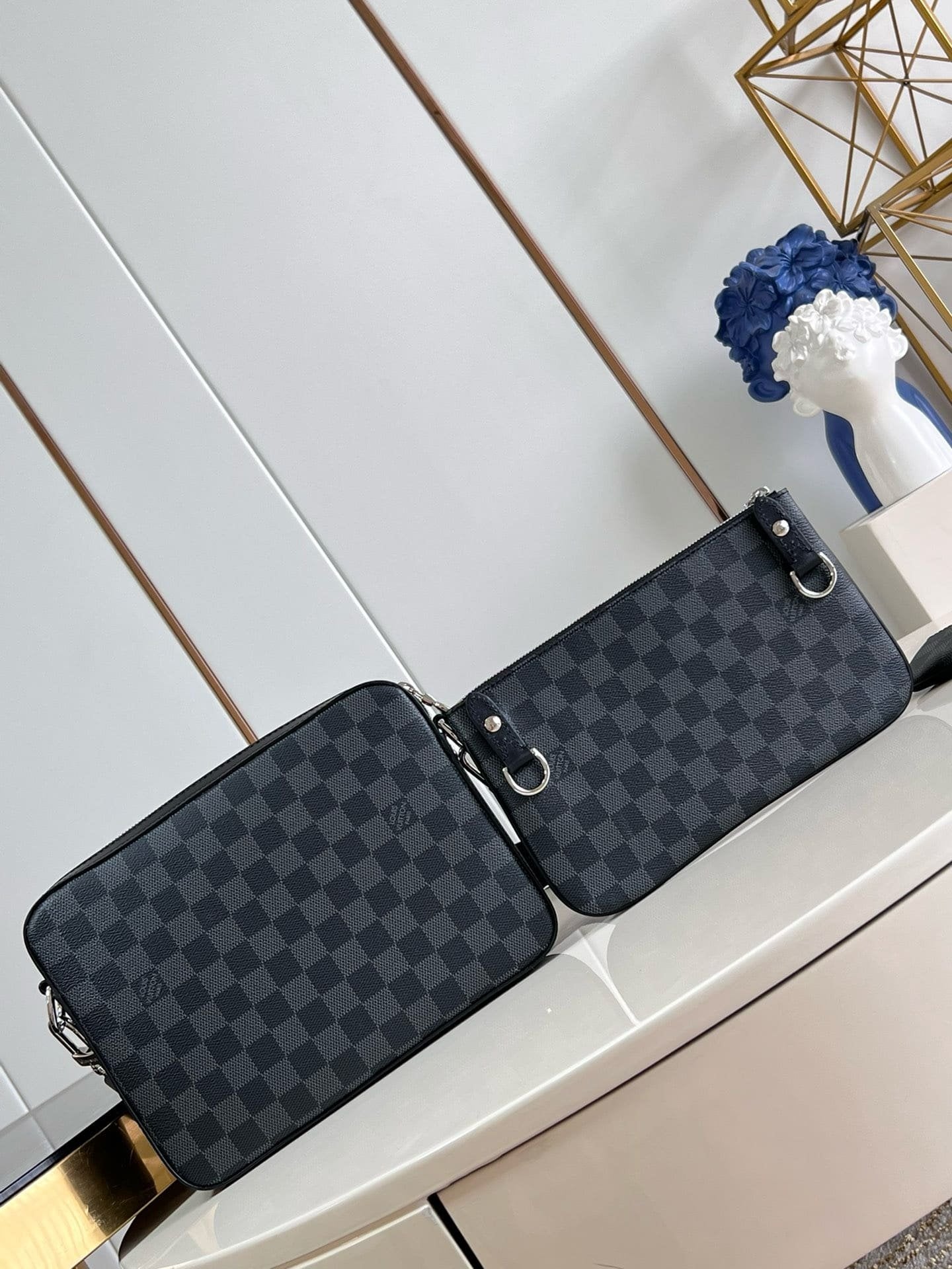 Louis Vuitton N40519 Trio Messenger