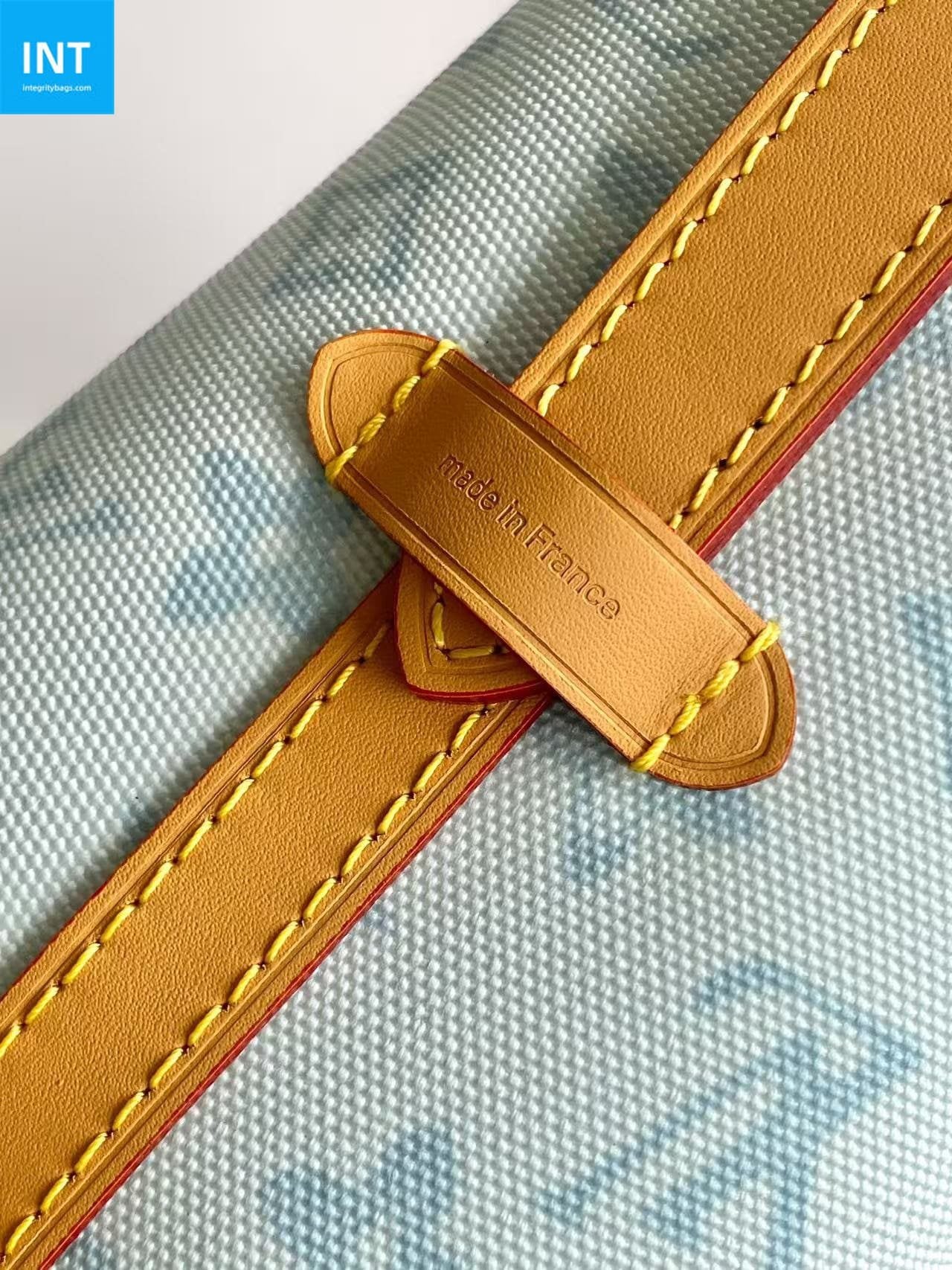 Louis Vuitton M27532 CarryAll PM