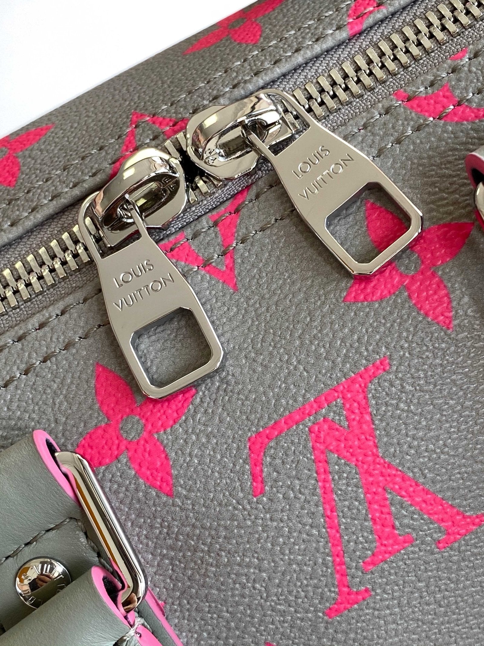 Louis Vuitton M15023 Keepall Bandoulière 35
