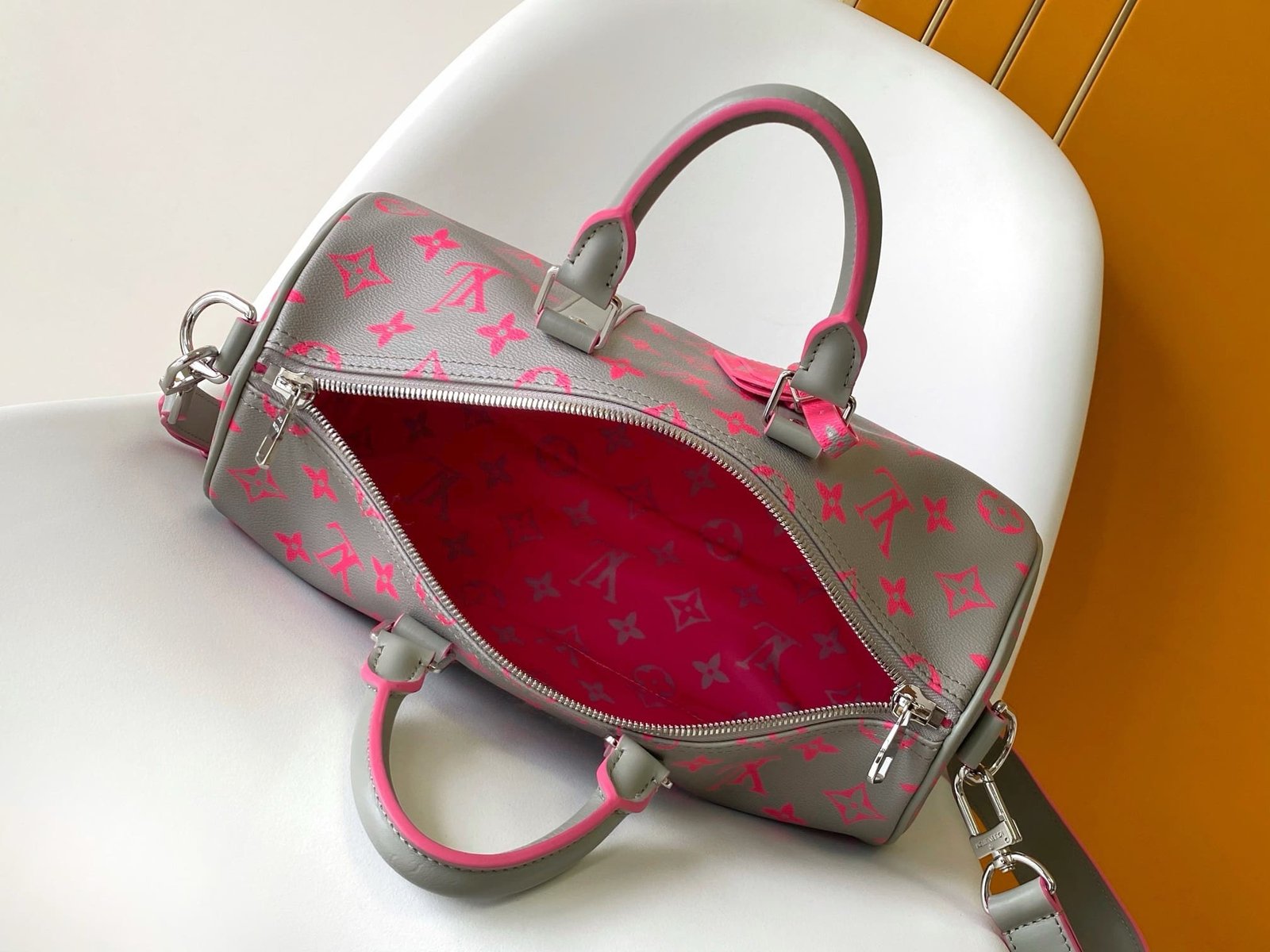 Louis Vuitton M15023 Keepall Bandoulière 35