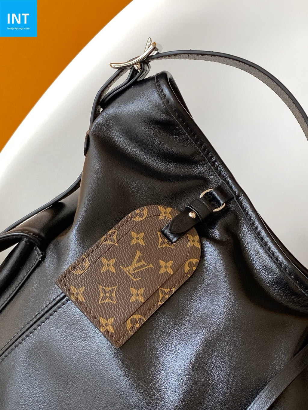 Louis Vuitton M15175 CarryAll Travel Bag