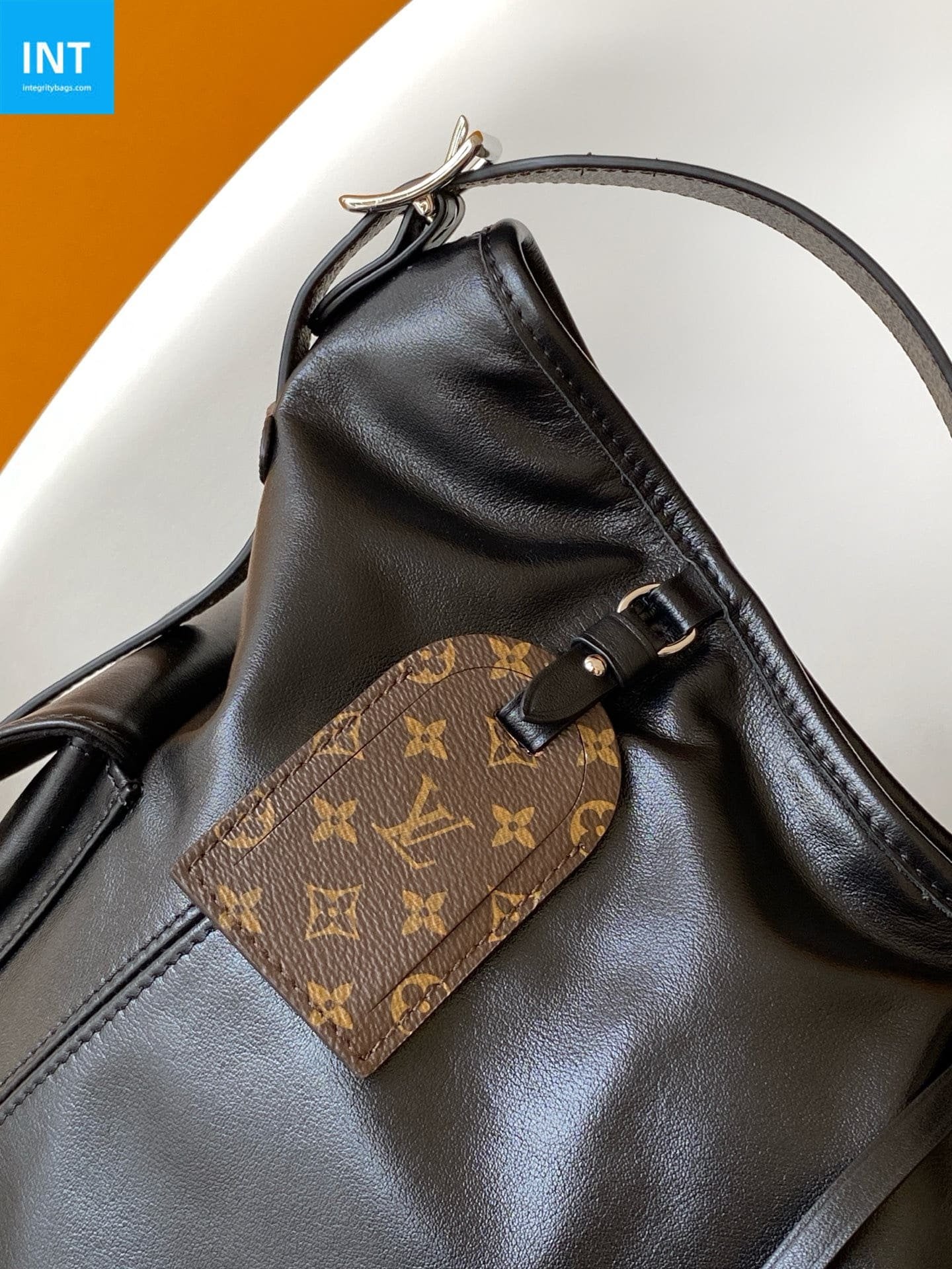 Louis Vuitton M15175 CarryAll Travel Bag