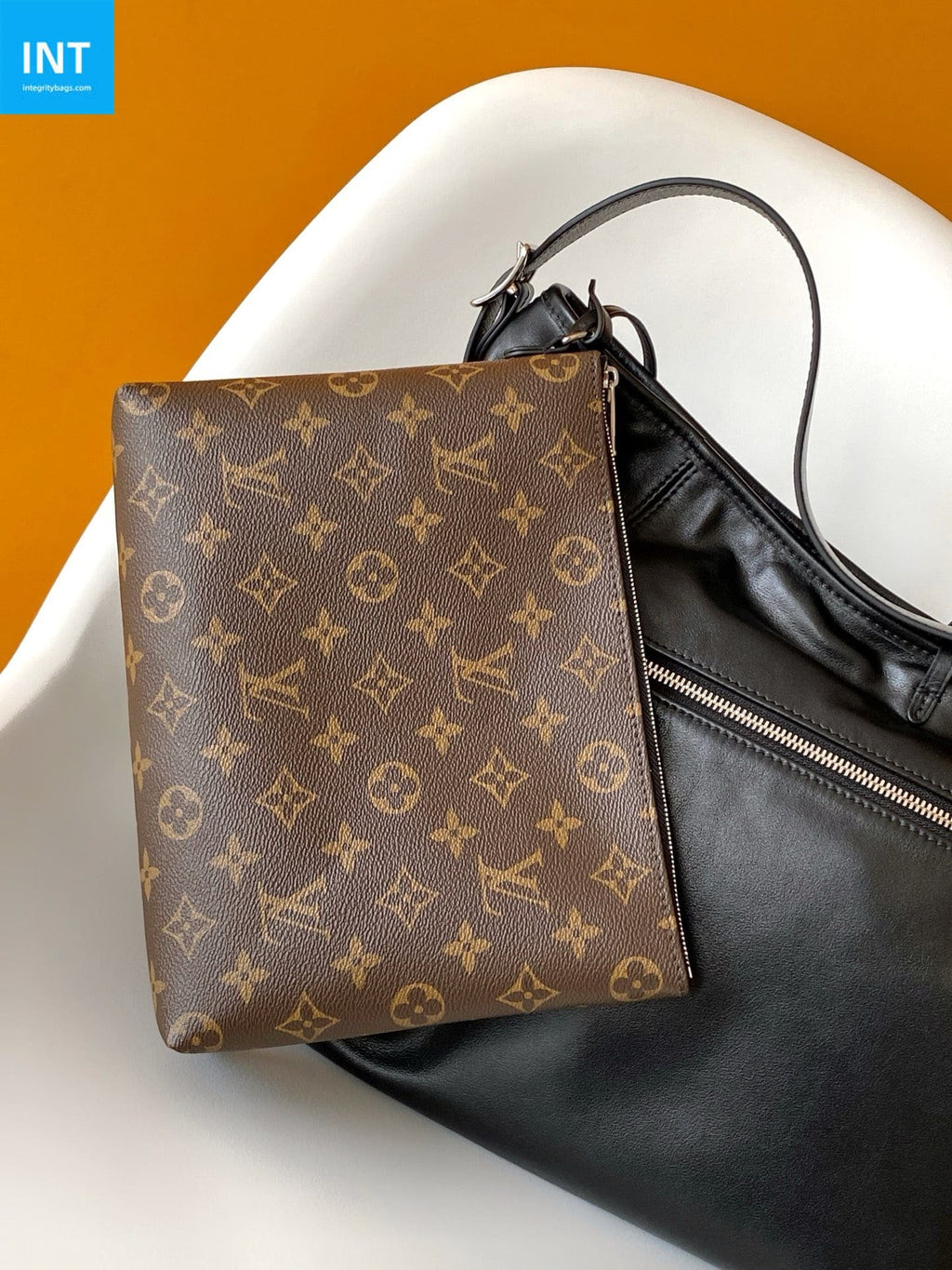 Louis Vuitton M15175 CarryAll Travel Bag