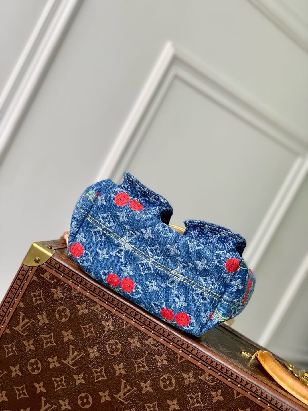Louis Vuitton M13679 LV x TM Venice NM