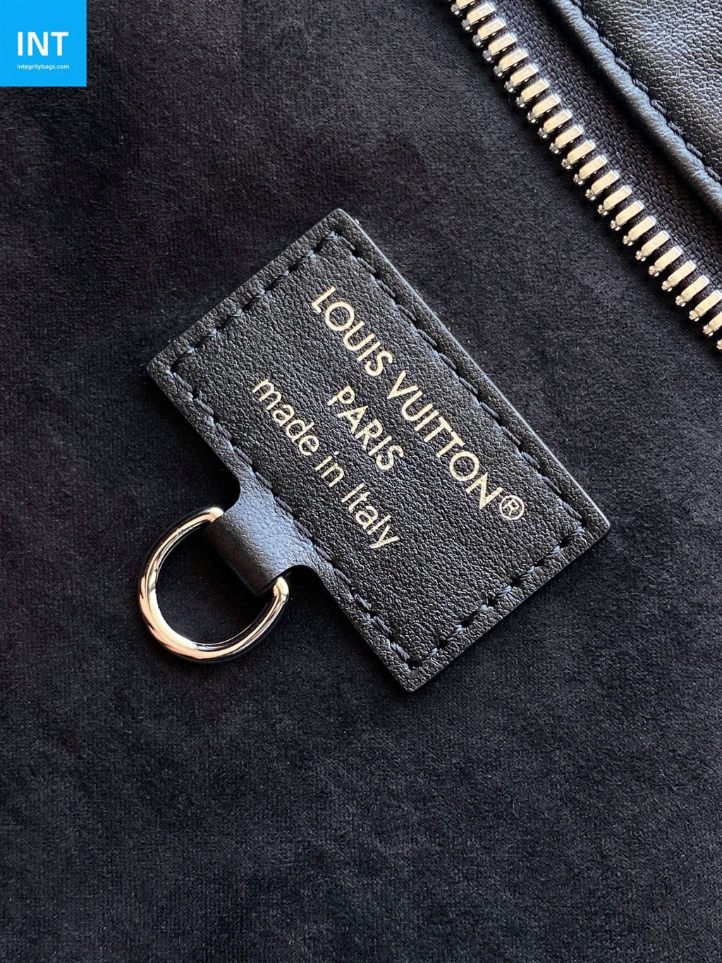 Louis Vuitton M15175 CarryAll Travel Bag
