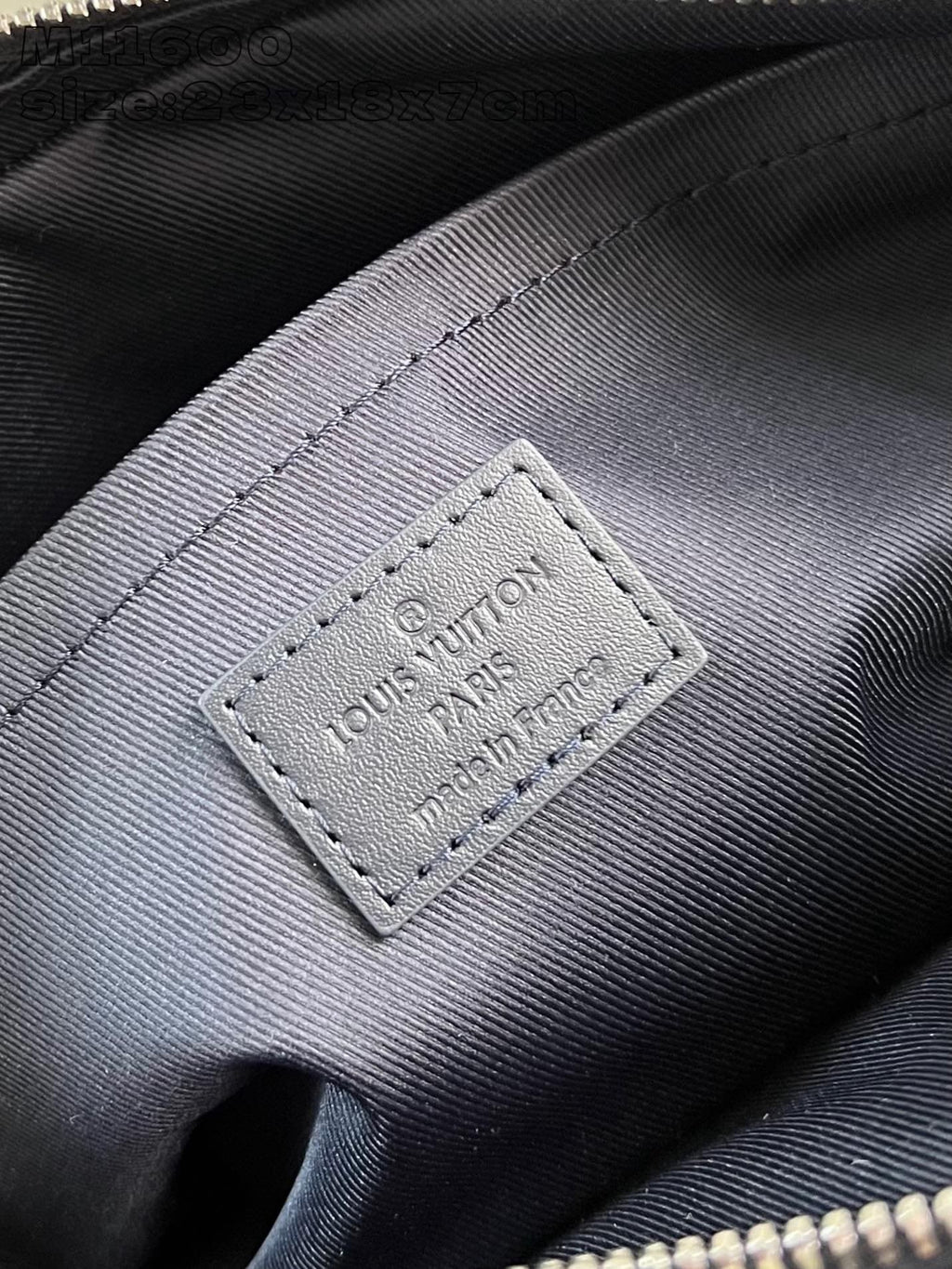 Louis Vuitton M11600 Fastline Messenger