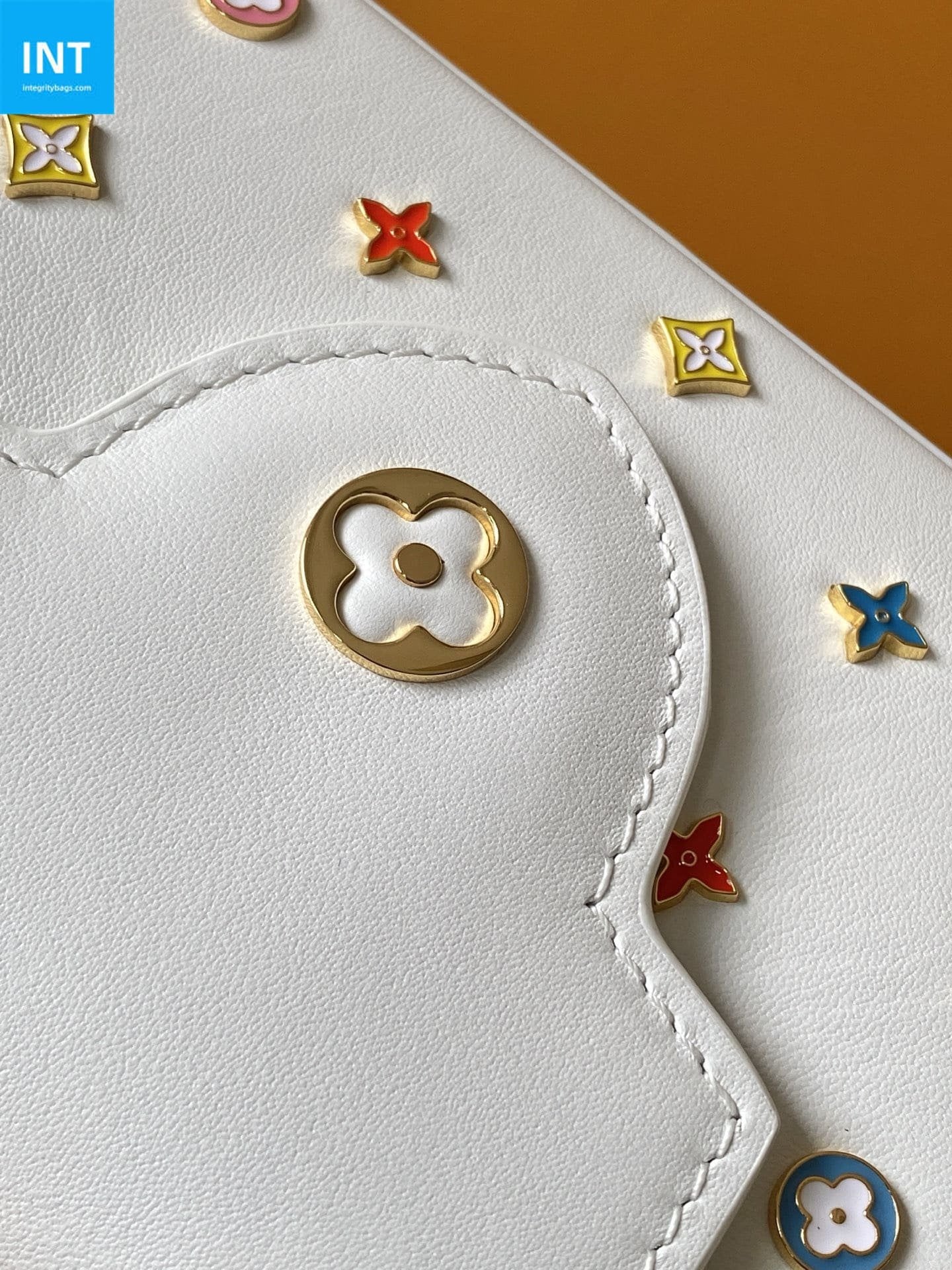 Louis Vuitton M14165 LV x TM Capucines Mini