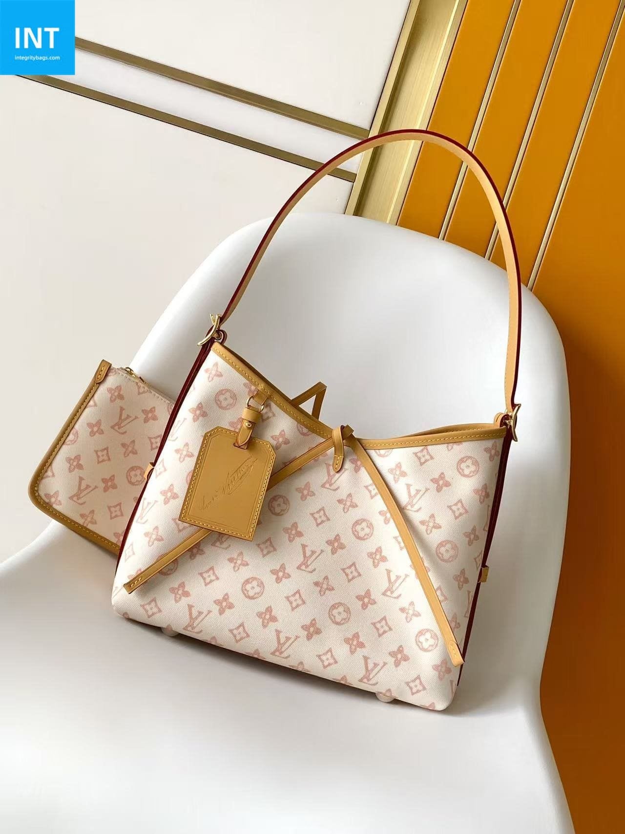 Louis Vuitton M27948 CarryAll MM