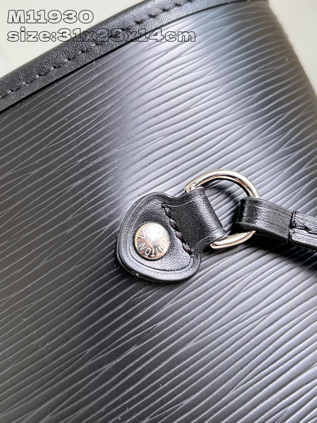 Louis Vuitton M11930 Neverfull MM