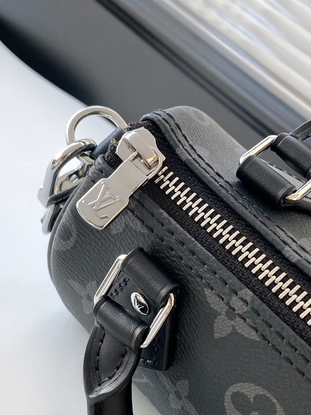 Louis Vuitton M26573 Nano Speedy