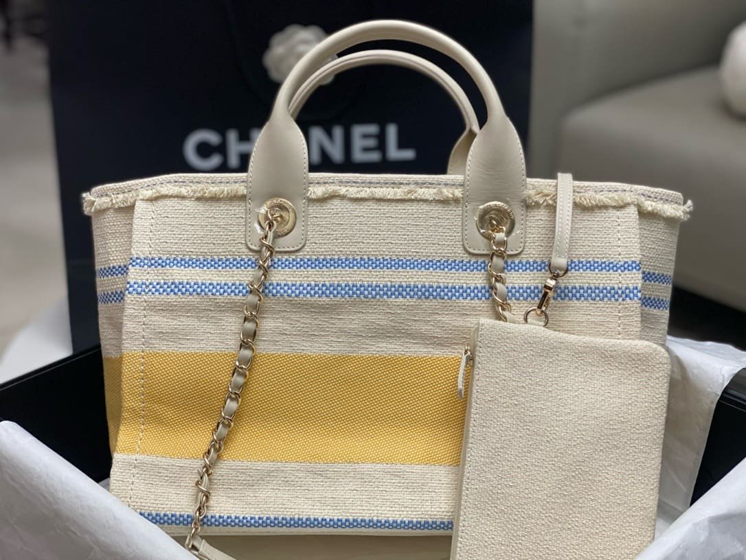 Chanel Shopping Bag