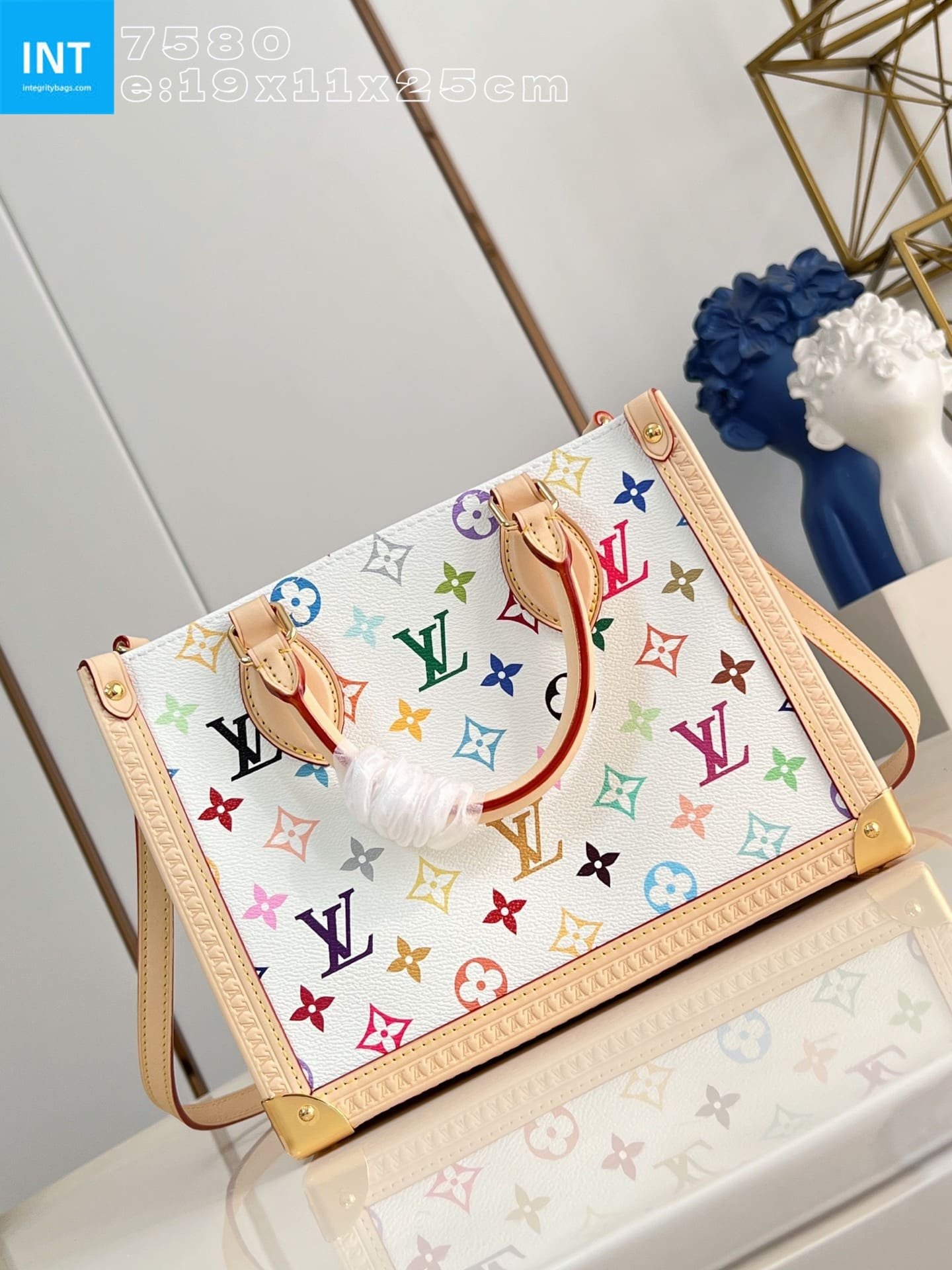 Louis Vuitton M27580 LV x TM Onthego PM