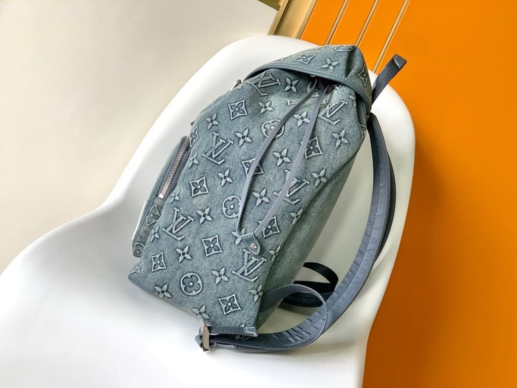 Louis Vuitton M22534 Montsouris Monogram Backpack