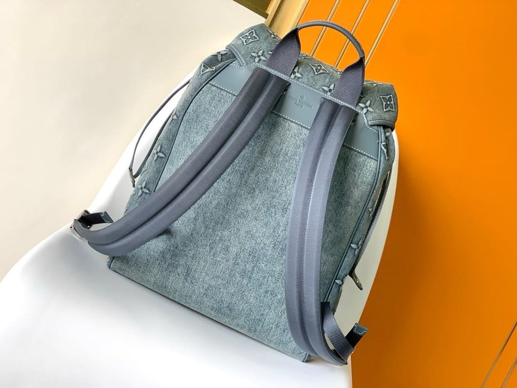 Louis Vuitton M22534 Montsouris Monogram Backpack