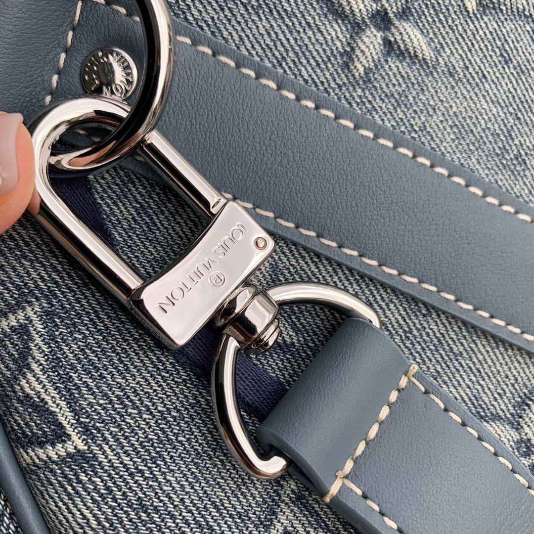 Louis Vuitton M22532 Keepall Bandoulière 50