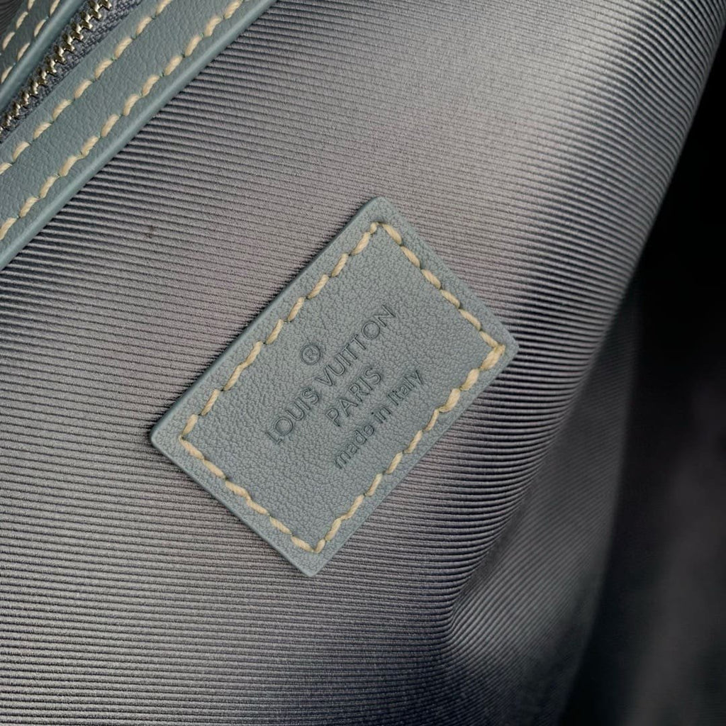 Louis Vuitton M22532 Keepall Bandoulière 50