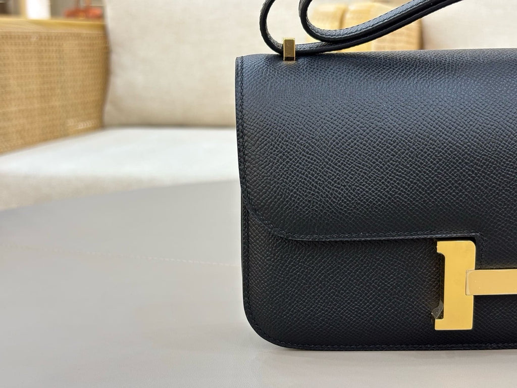 Hermès Constance To Go wallet