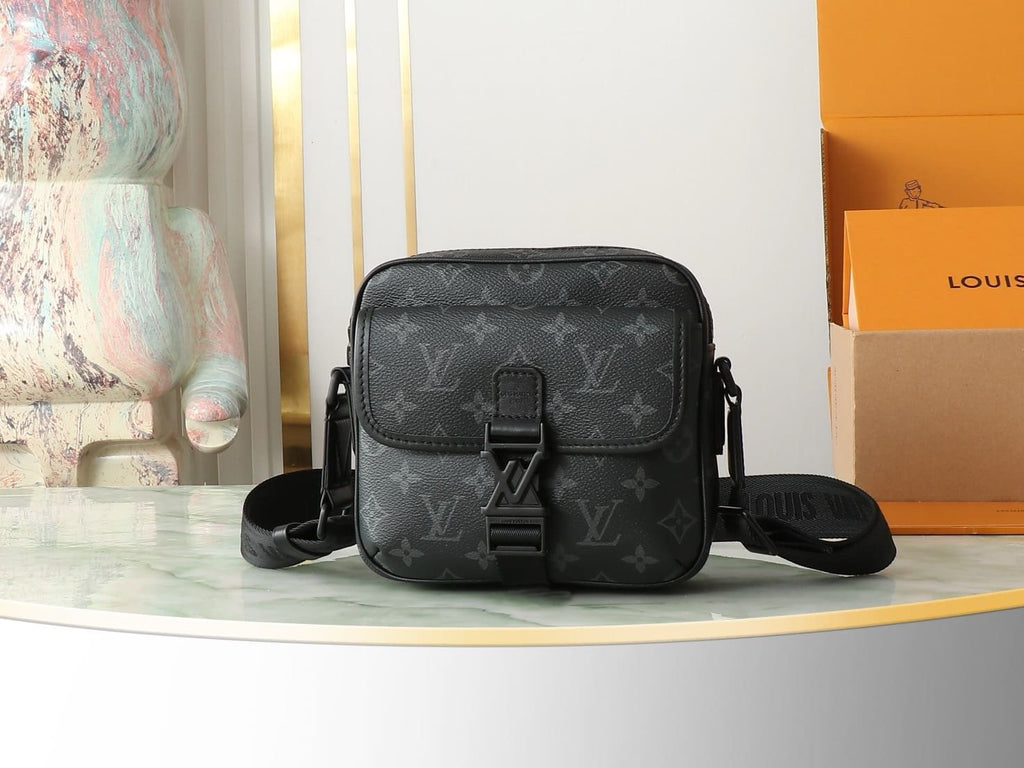 Louis Vuitton M12518 Getaway Messenger