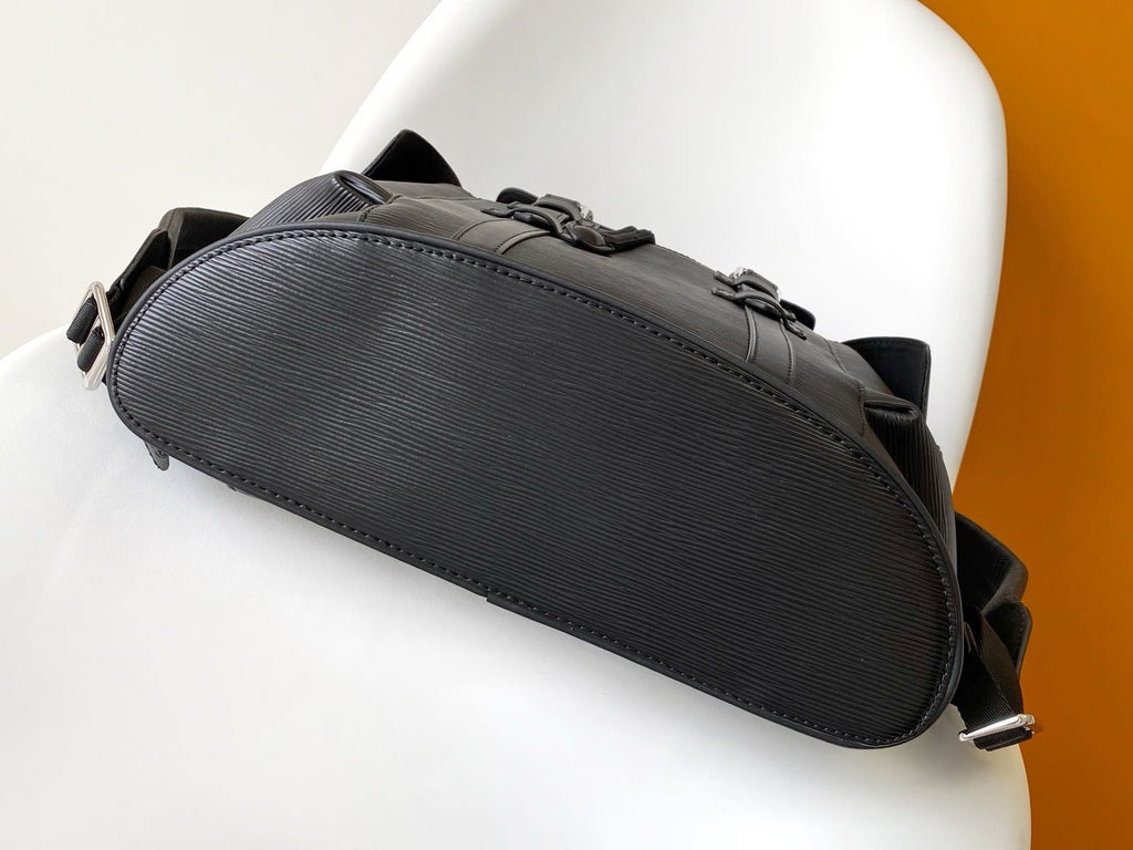Louis Vuitton M50159 Christopher MM