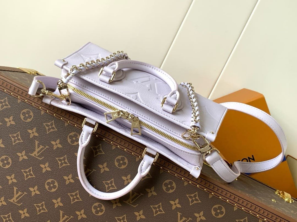 Louis Vuitton M15192 OnTheGo East West