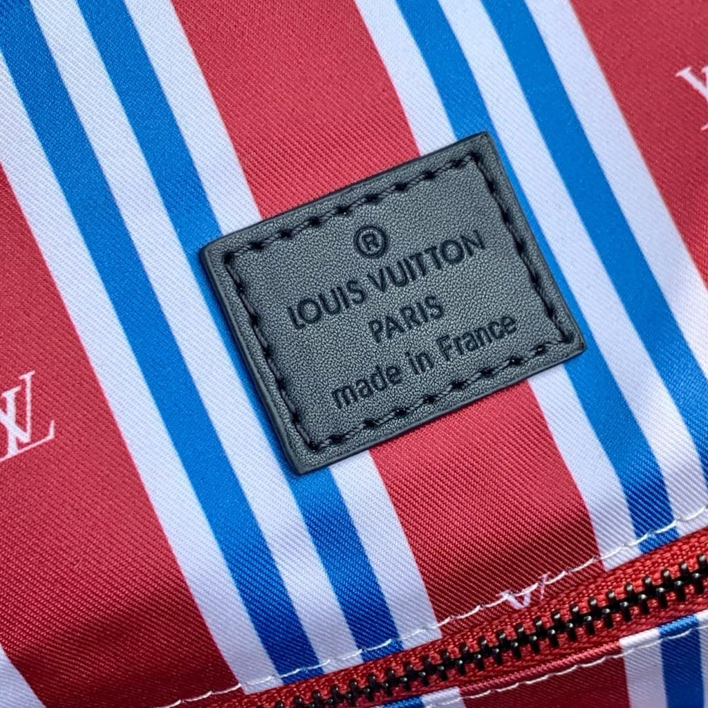 Louis Vuitton M14676 Christopher MM