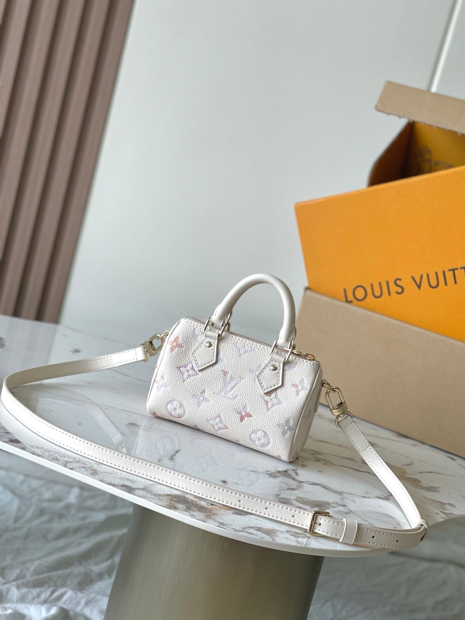 Louis Vuitton M25591 Nano Speedy Bag