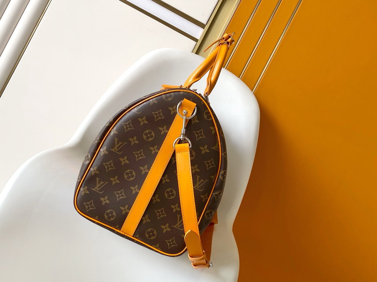 Louis Vuitton M12634 Keepall Bandoulière 50