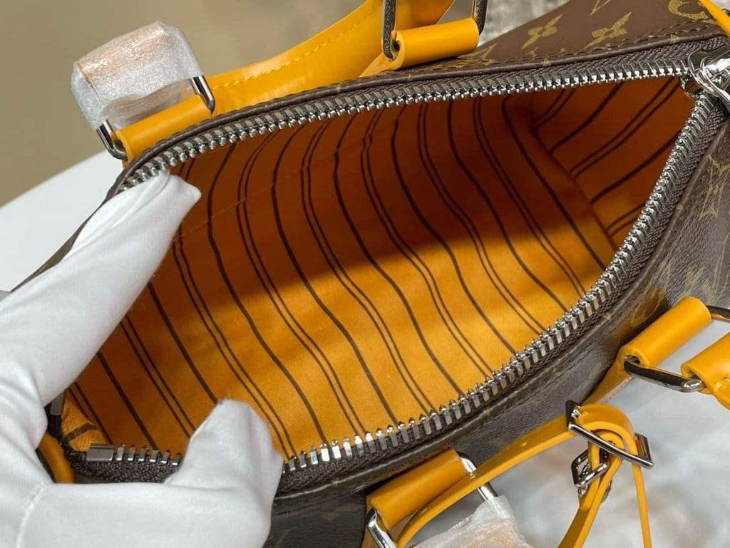 Louis Vuitton M12733 Keepall Bandoulière 25