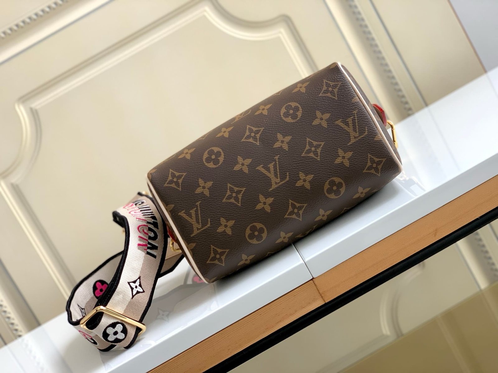 Louis Vuitton M46234 Speedy Bandoulière 20 Bag