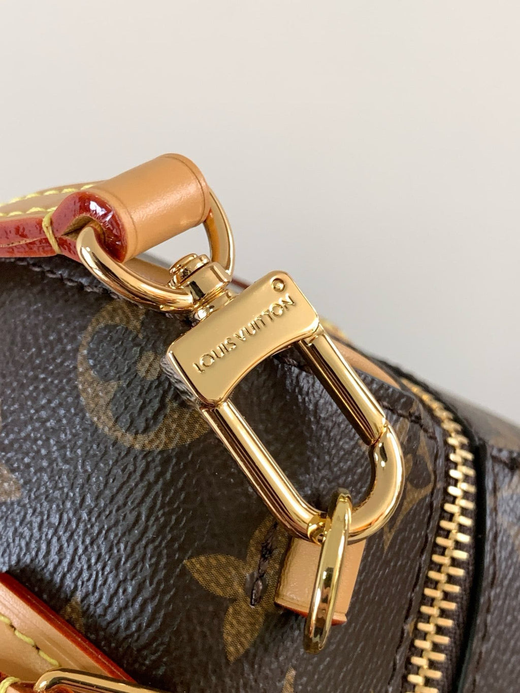 Louis Vuitton M13226 Nano Speedy Dating