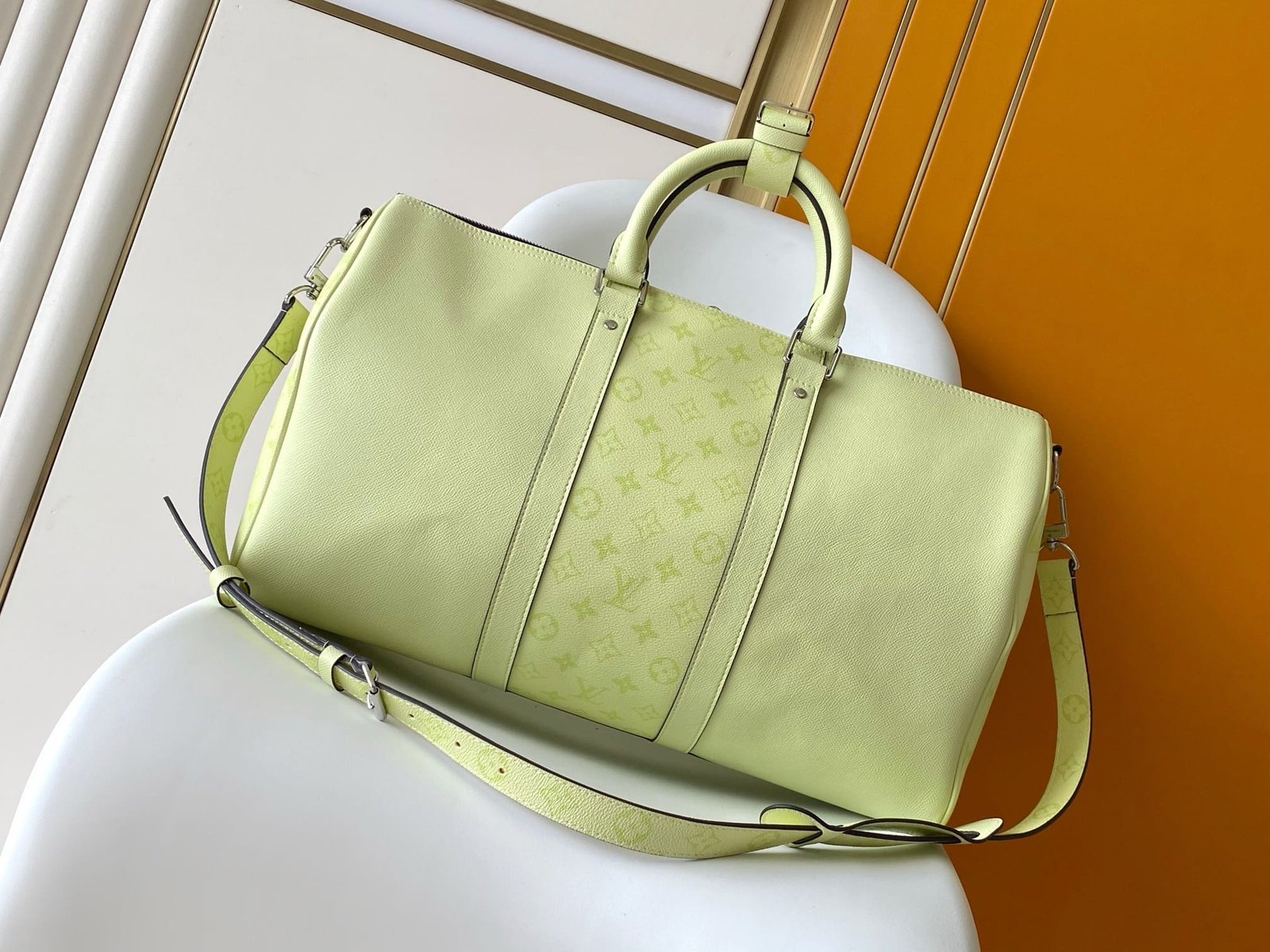 Louis Vuitton M14124 Keepall Bandoulière 45