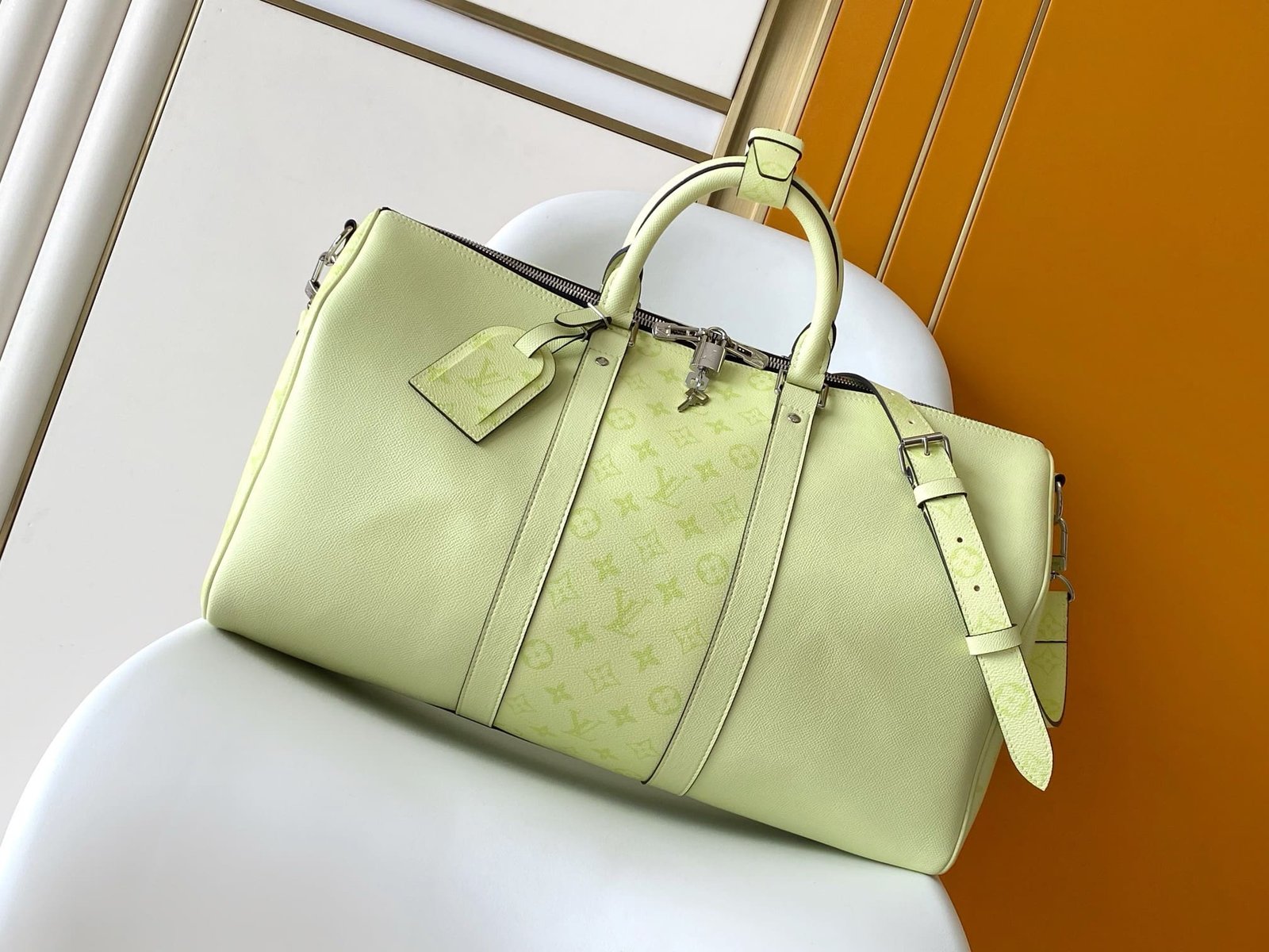 Louis Vuitton M14124 Keepall Bandoulière 45
