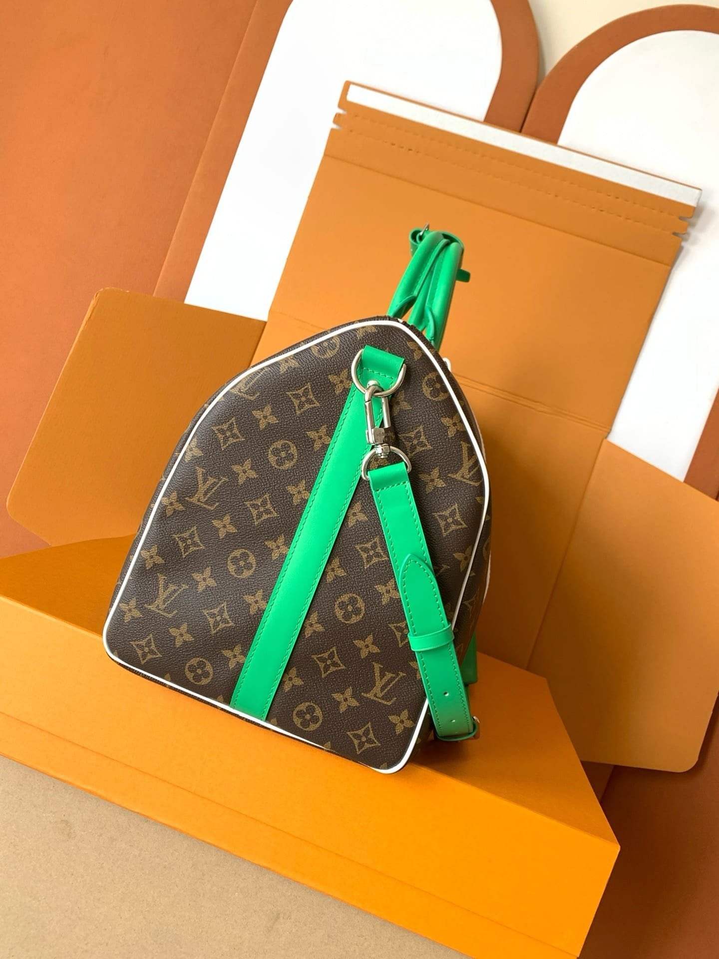 Louis Vuitton M13926 Keepall Bandoulière 50