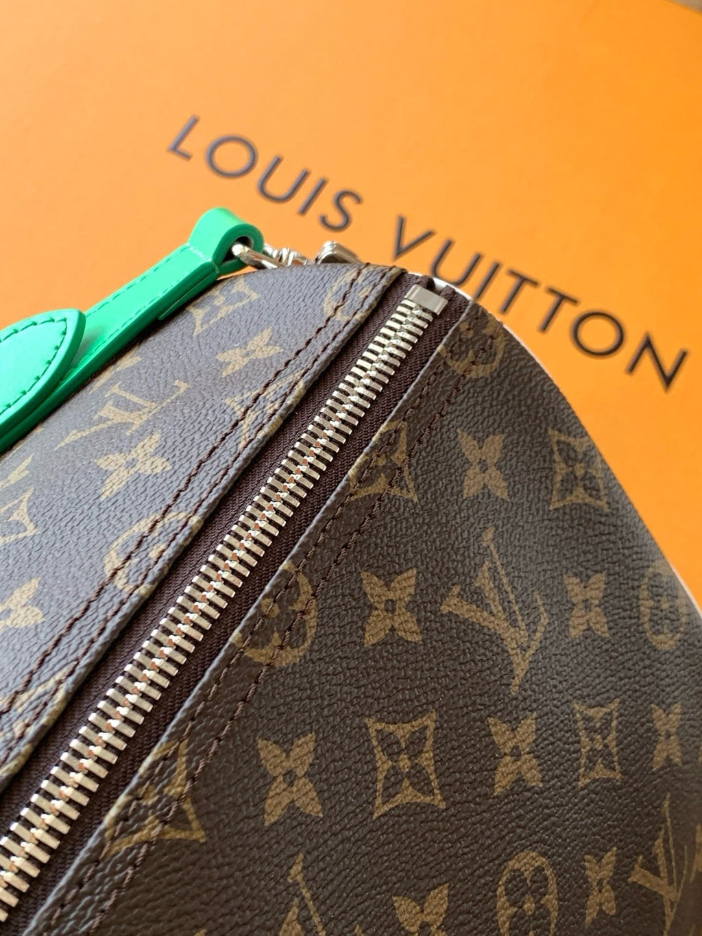 Louis Vuitton M13926 Keepall Bandoulière 50