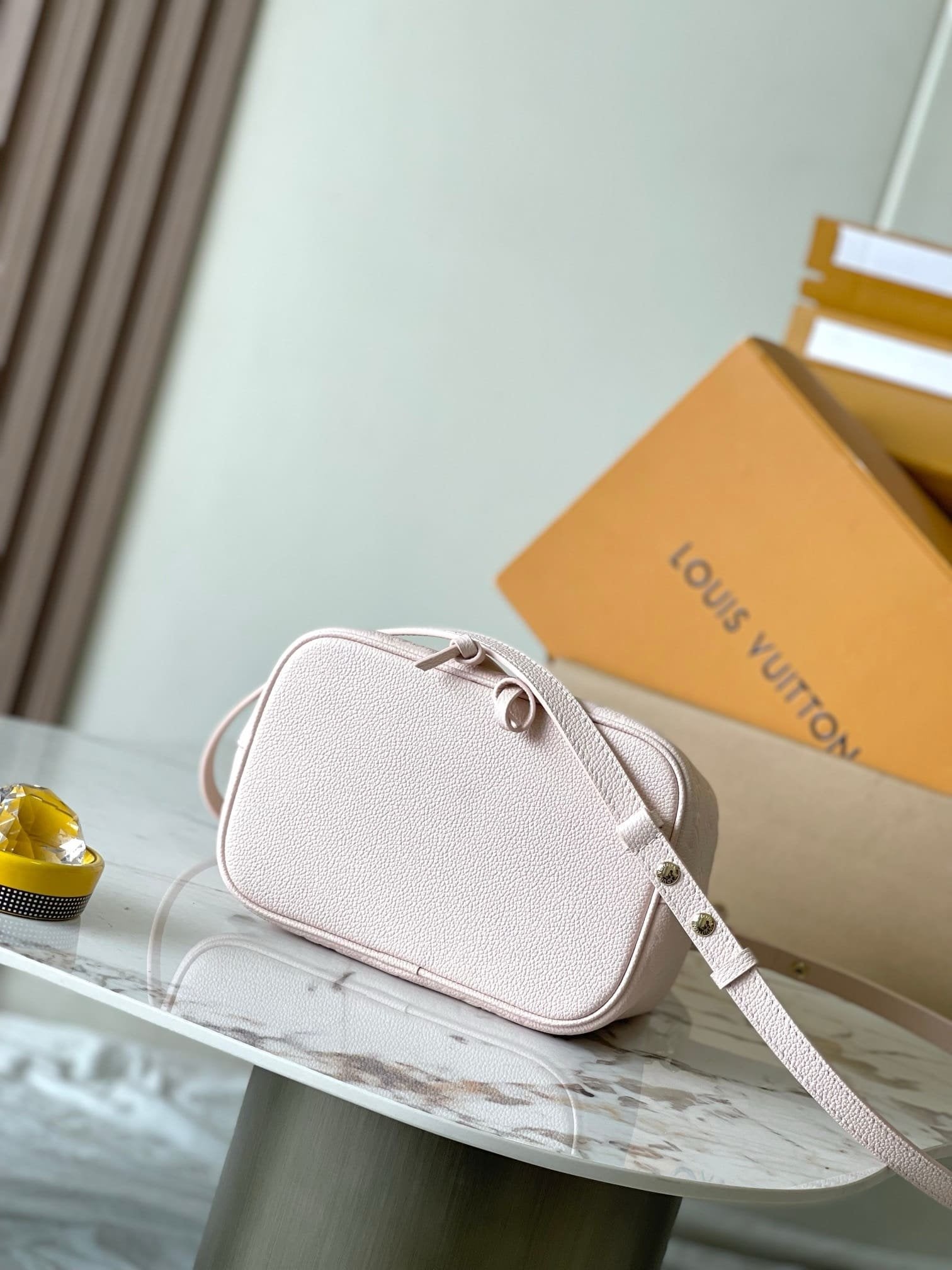 Louis Vuitton M47038 Néonoé BB