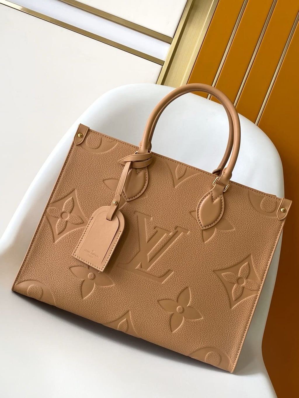 Louis Vuitton M14255 OnTheGo MM
