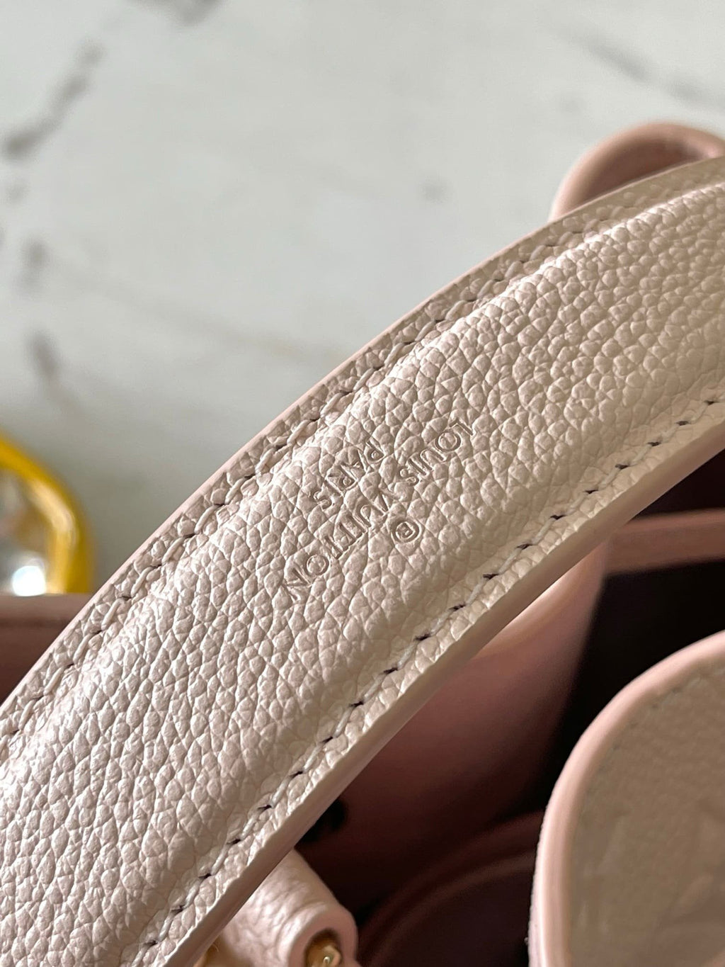 Louis Vuitton M47038 Néonoé BB