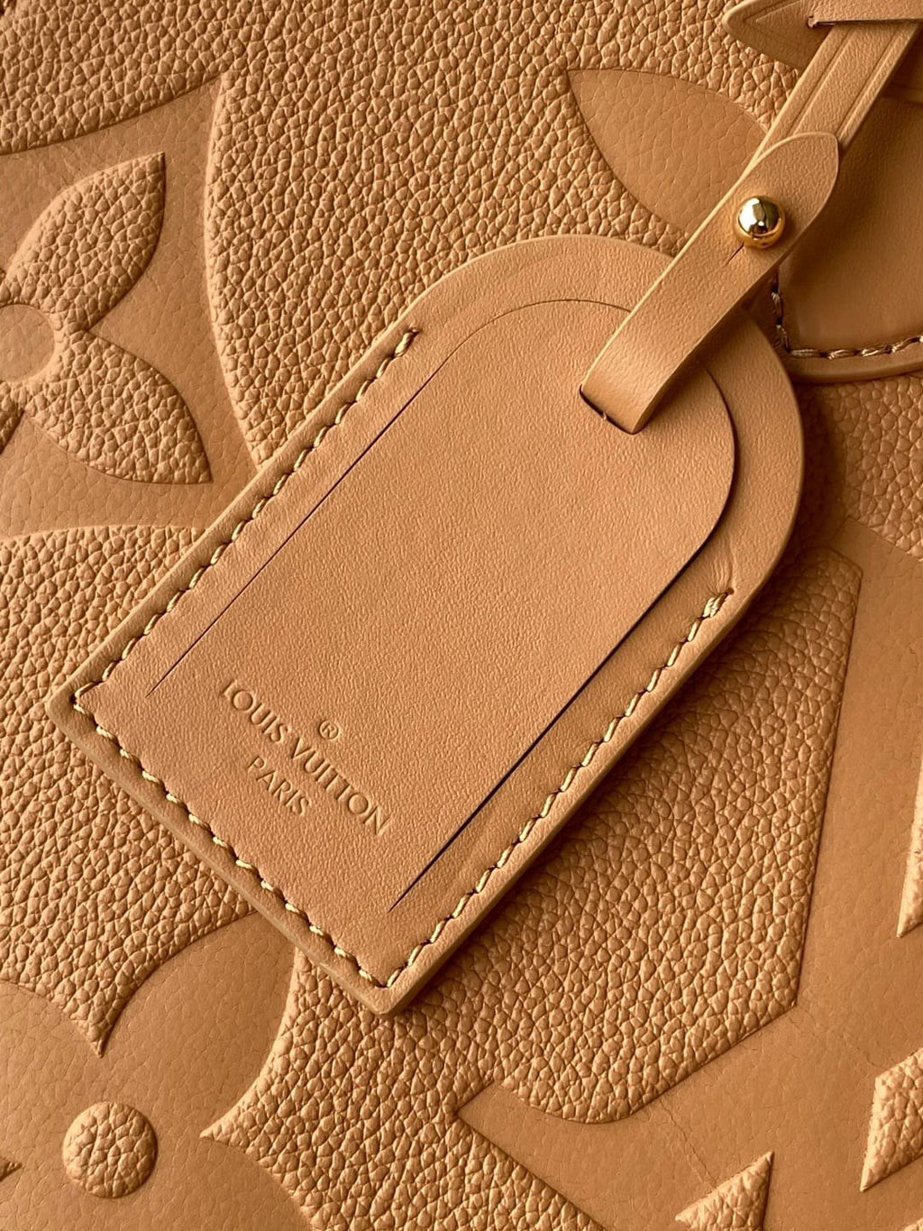 Louis Vuitton M14255 OnTheGo MM