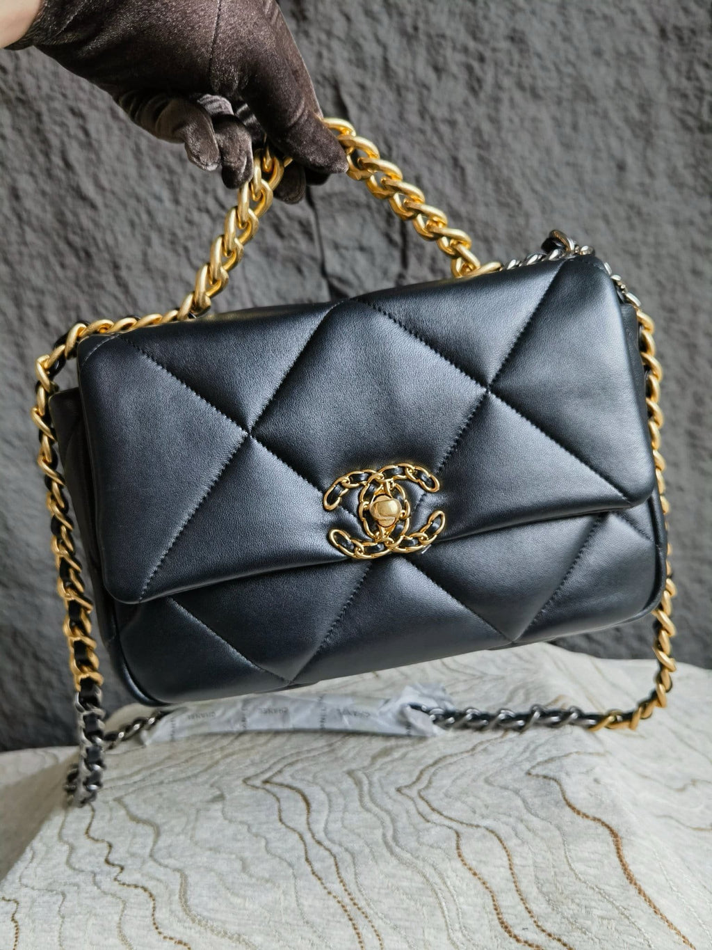 CHANEL 19 HANDBAG AS1160 Top quality version